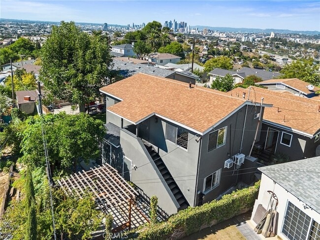 Building Photo - 3732 Dwiggins St