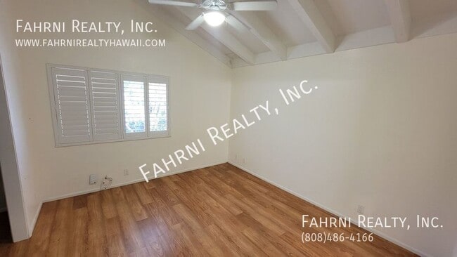 Building Photo - 98-111 Lania Way-
