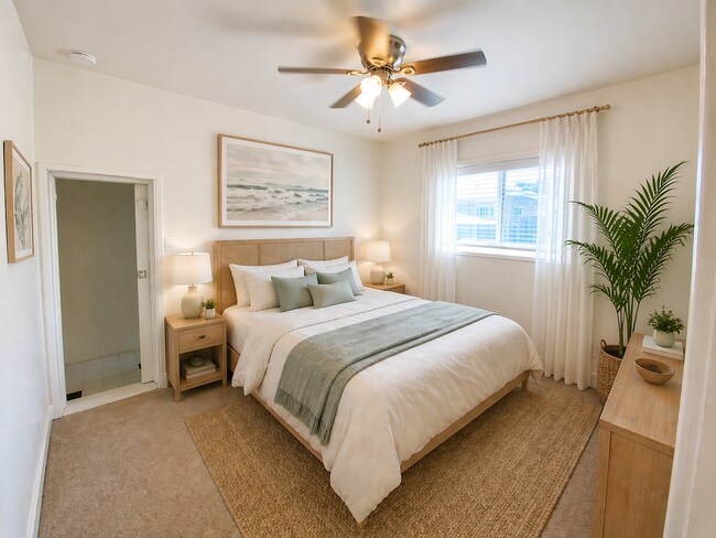 Building Photo - Great Normal Heights Location! IN UNIT Washer/Dryer, 2 Covered Parking Spots, Storage Locker!