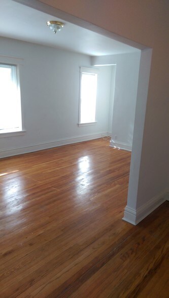 Building Photo - 5239 Bancroft Ave