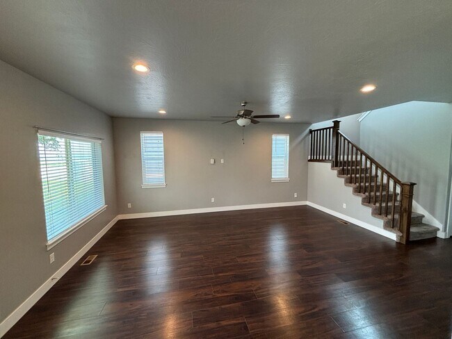 Building Photo - 5169 E Moonlight Ln