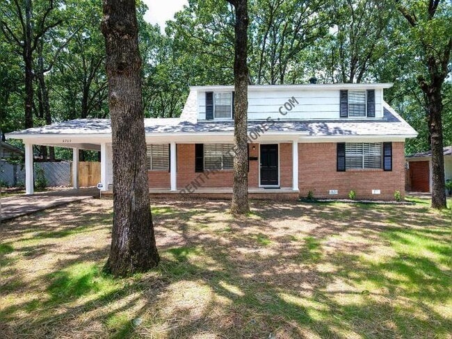 Primary Photo - 6205 Chippewa Dr