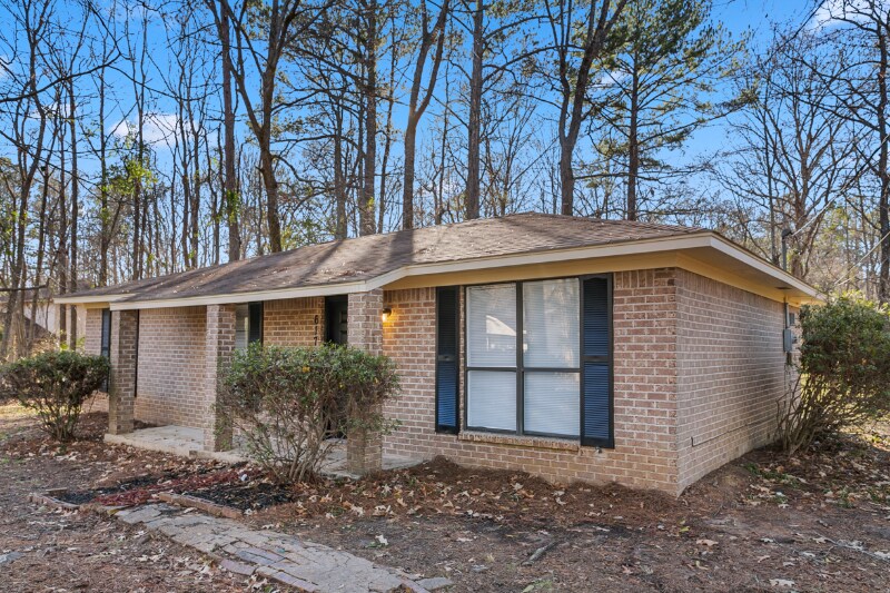 Building Photo - 617 George Kersh Dr