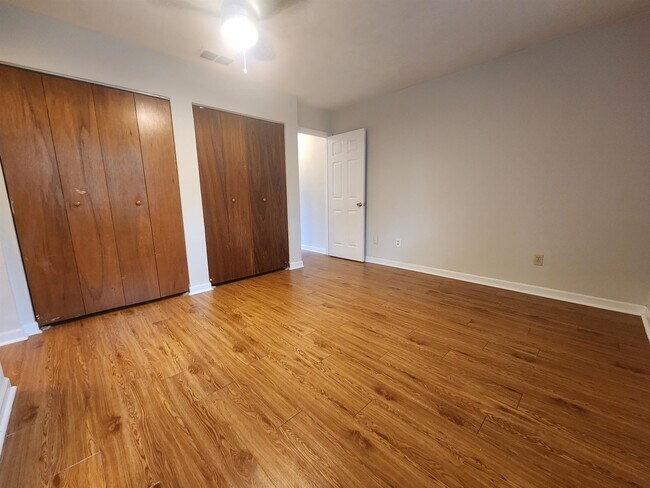 Building Photo - 828 W Carolina St