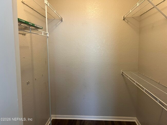 Building Photo - 1001 Monument Rd