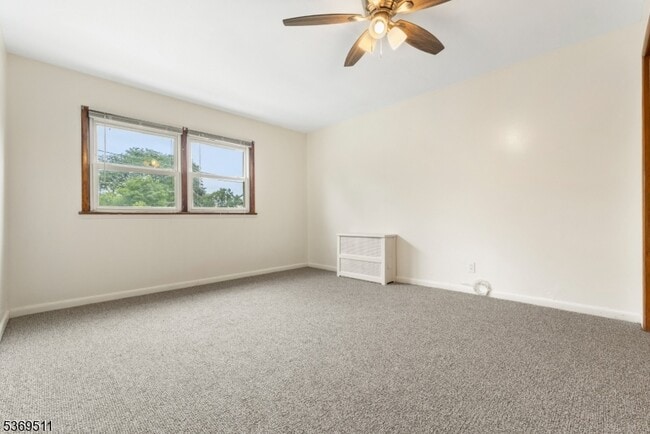Building Photo - 69 Boyden Ave