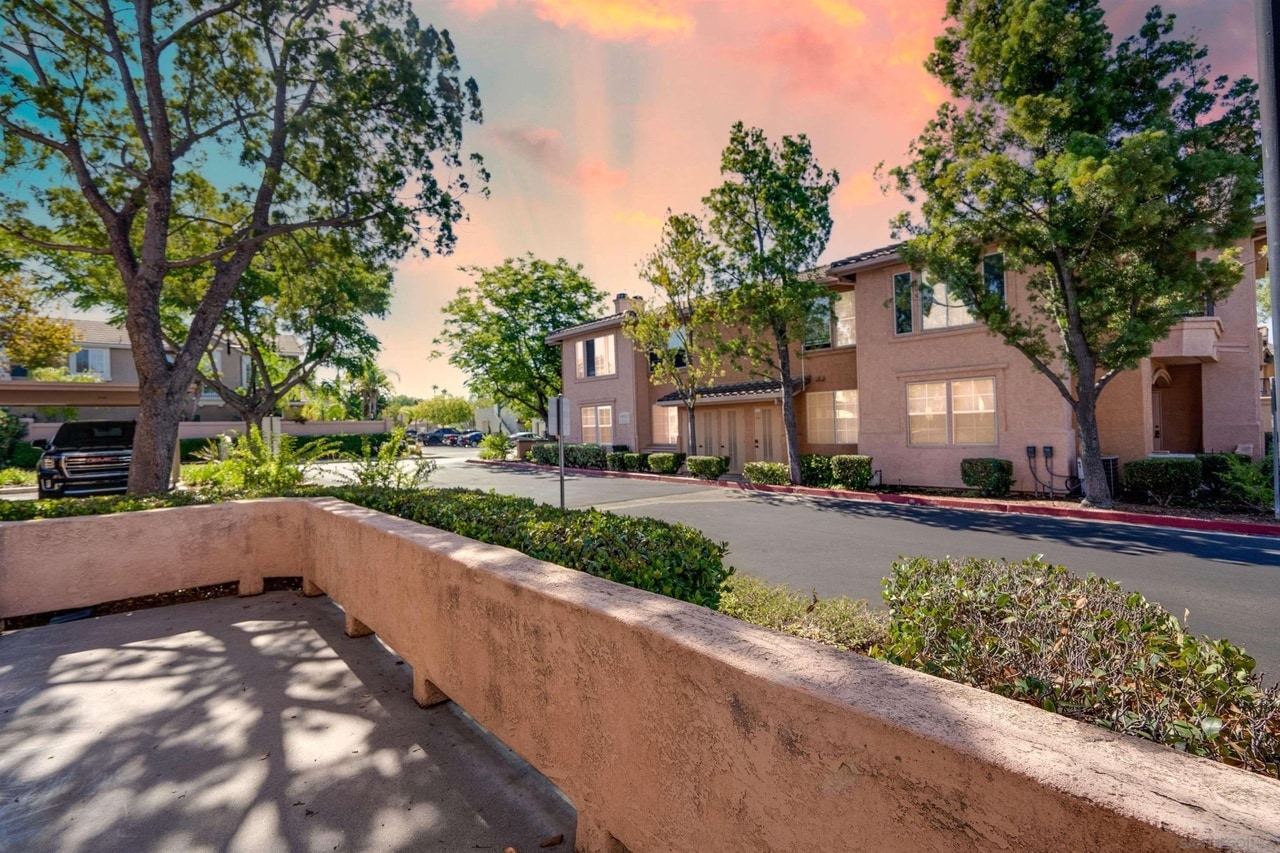 Building Photo - 18826 Caminito Cantilena