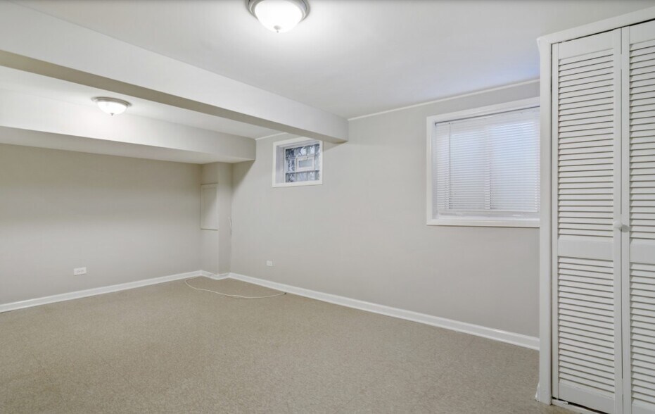 Basement - 901 Waukegan Rd