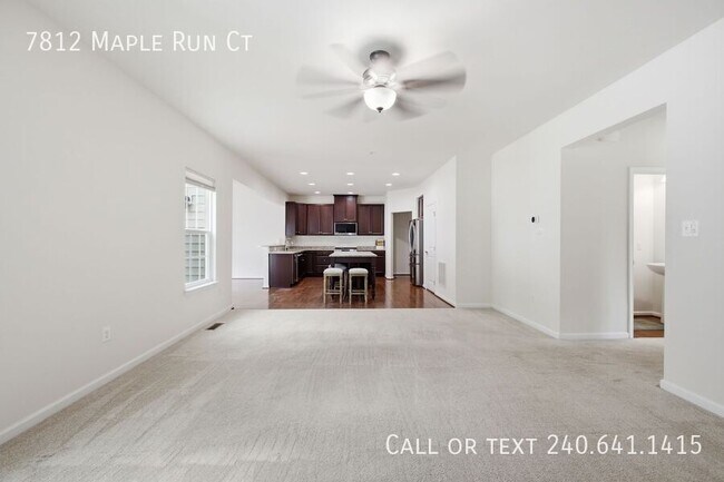 Building Photo - 7812 Maple Run Ct