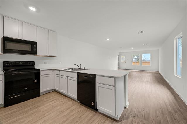 Building Photo - 6622 Highlands St