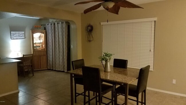 Building Photo - 1861 Montana Vista