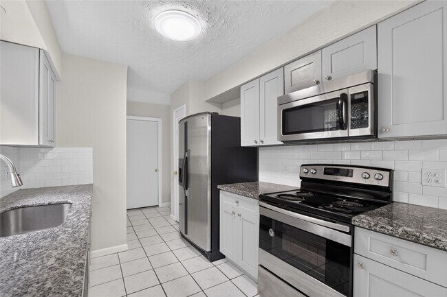 Building Photo - 4343 Brookhead Trail