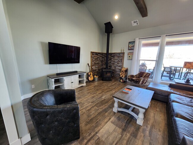 shared living - 8321 SW 109th Ter
