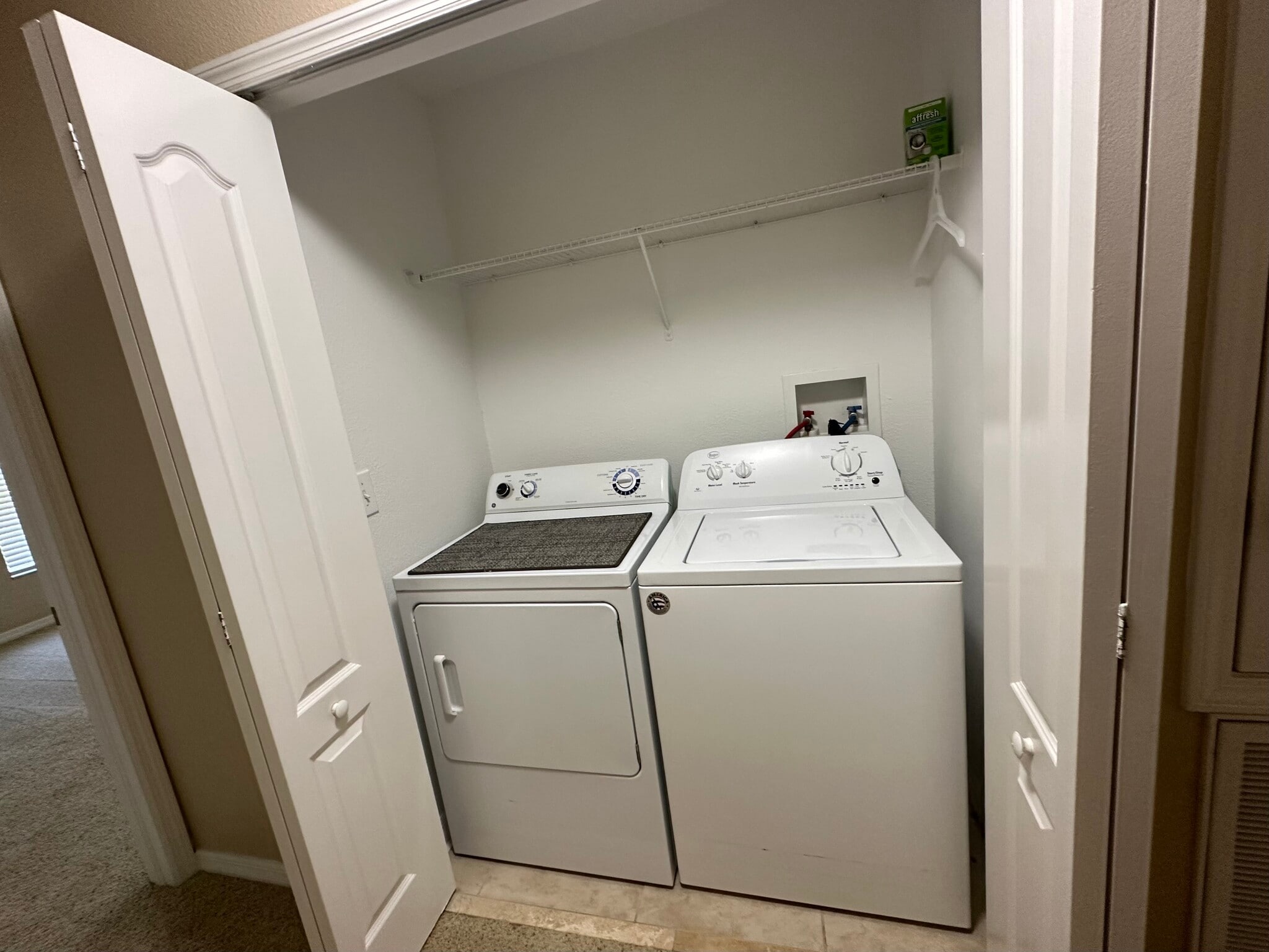 Building Photo - 4244 Birch Pond Loop