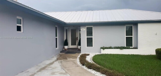 Building Photo - 5121 Glade Ct