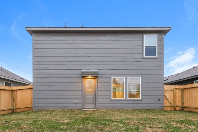 Building Photo - 15254 Abella Dr