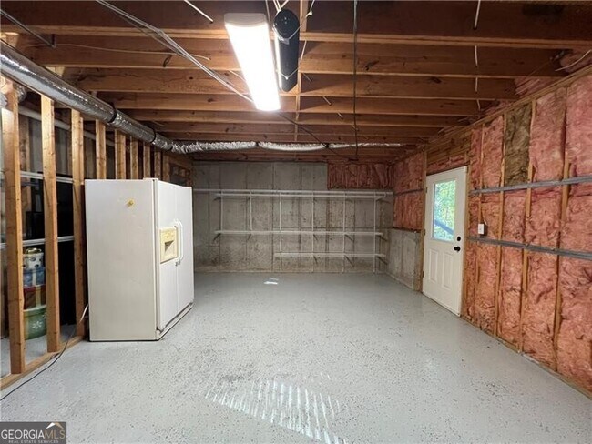 Building Photo - 3895 Butterstream Way