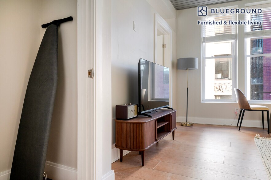 Building Photo - 44 Bromfield St