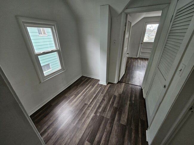 Building Photo - 3714 E 50th St