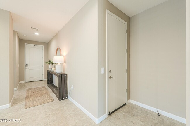Building Photo - 37903 W San Clemente St