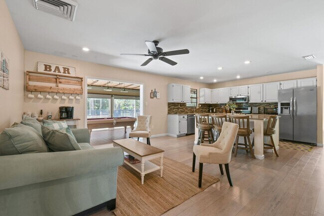 Building Photo - 15739 75th Way N