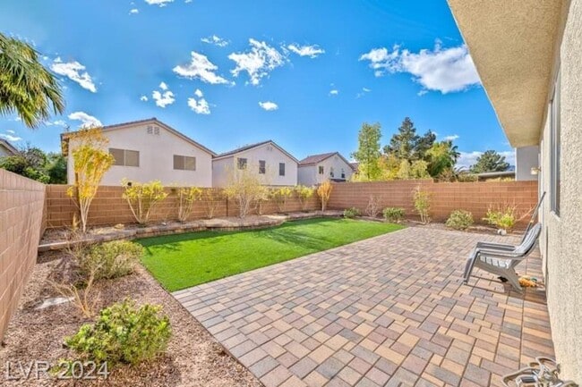 Building Photo - 4 Bedroom For Rent! Near Durango Station
