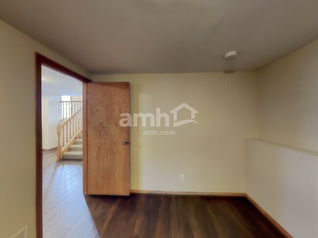 Building Photo - 370 Brink Drive