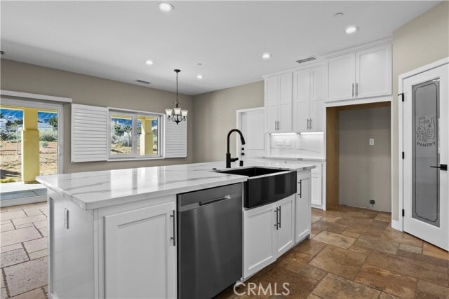 Building Photo - 993 Rancho Rd