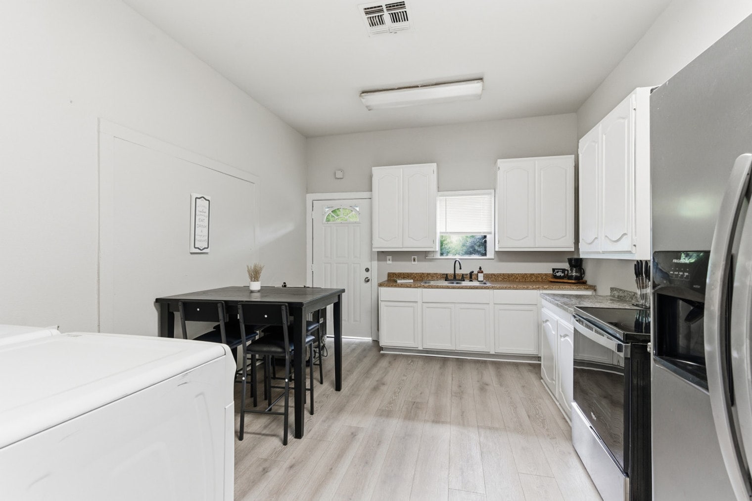 Building Photo - 314 West Cevallos-SI ID1363386P