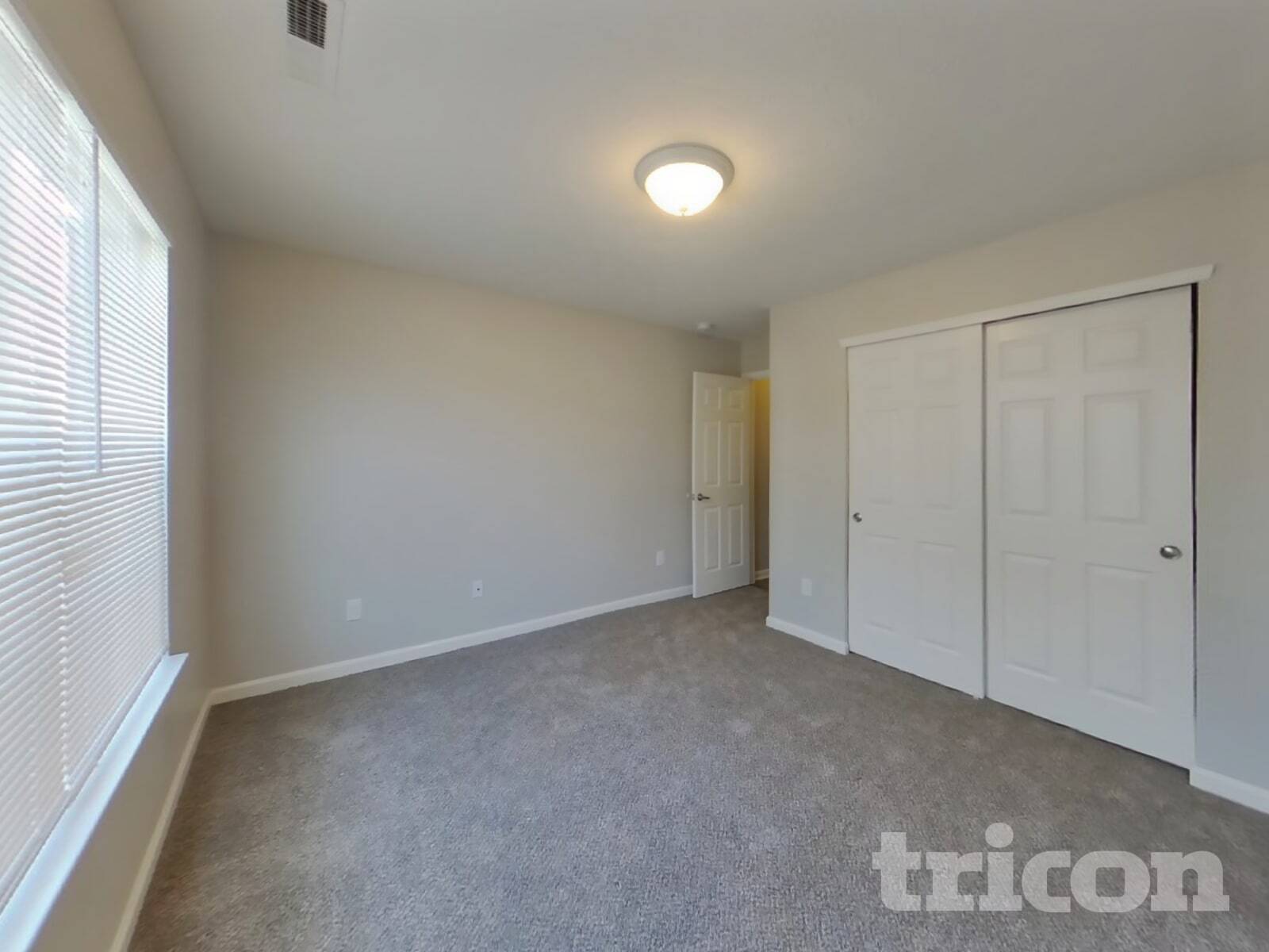 Building Photo - 4936 Dunlin Dr
