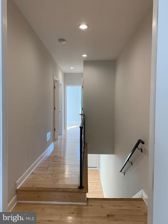 Building Photo - 2923 W Thompson St