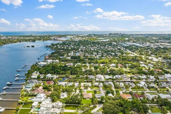 Building Photo - 18150 Perigon Way