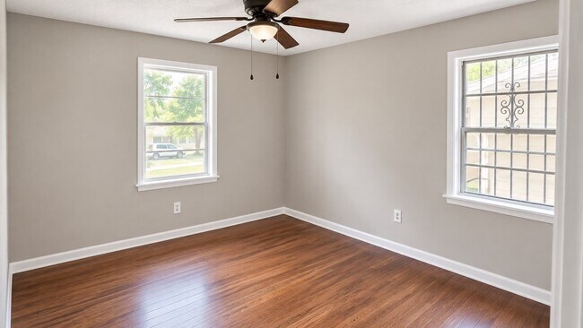 Building Photo - 1415 Geeston St