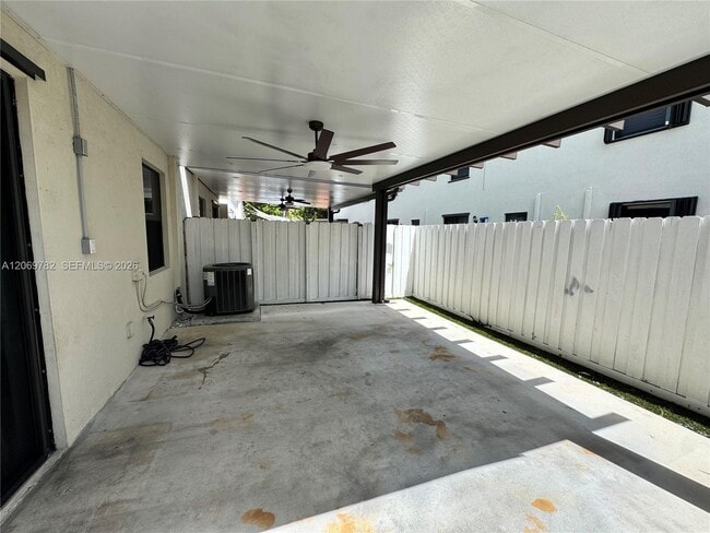 Building Photo - 11424 SW 252nd St