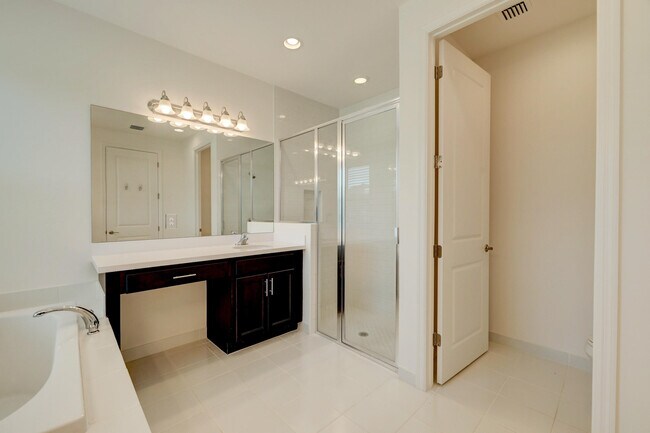 Building Photo - 11886 SW Poseidon Way