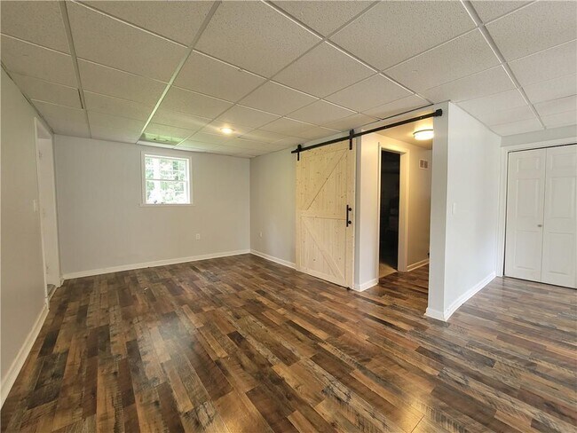 Building Photo - 4641 Lucerne Valley Rd SW