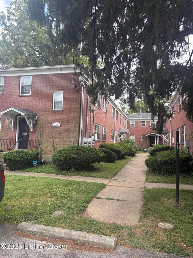 Primary Photo - 3800 Nanz Ave