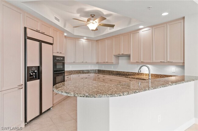 Building Photo - 23850 Via Italia Cir