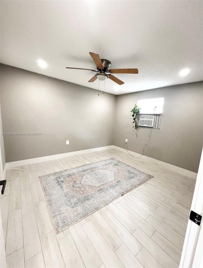 Building Photo - 11241 SW 7th Terrace