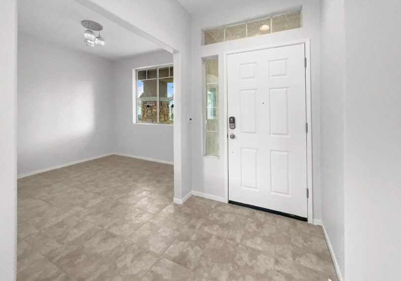 Building Photo - 9387 Bennoel Way
