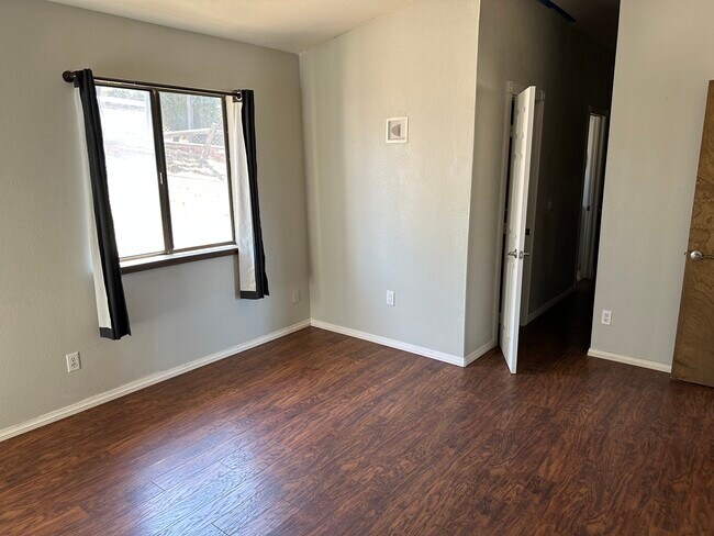 Master bedroom - 48775 Forest Springs Rd