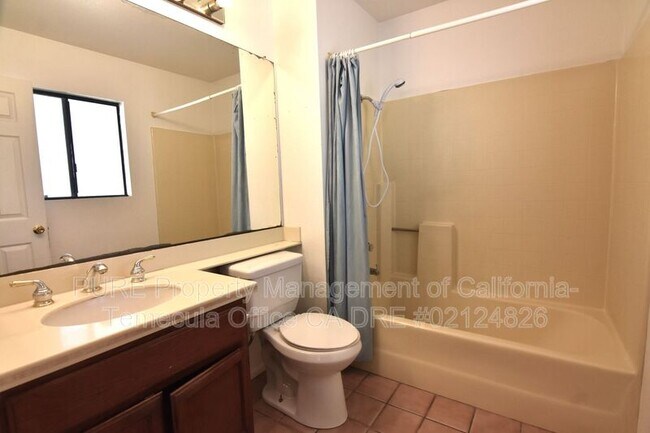 Building Photo - 25424 Boxelder Dr