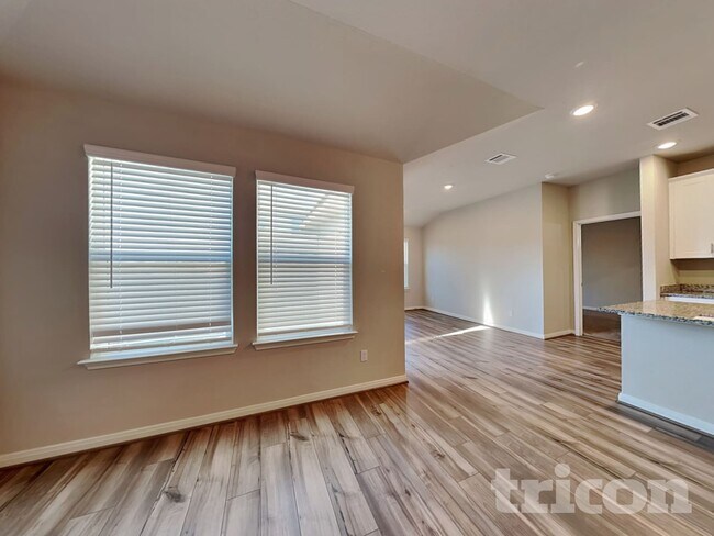 Building Photo - 5803 Zoey Wy