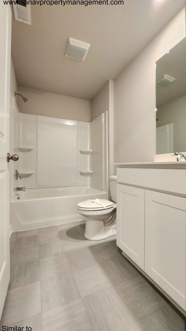 Building Photo - Spacious Single-Family Ranch with Finished Basement in West Des Moines – Now Just $1995 (Was $2095)!