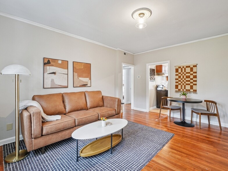 The Kingsley Floor Plan - Living Area - Cameron Court Apartments