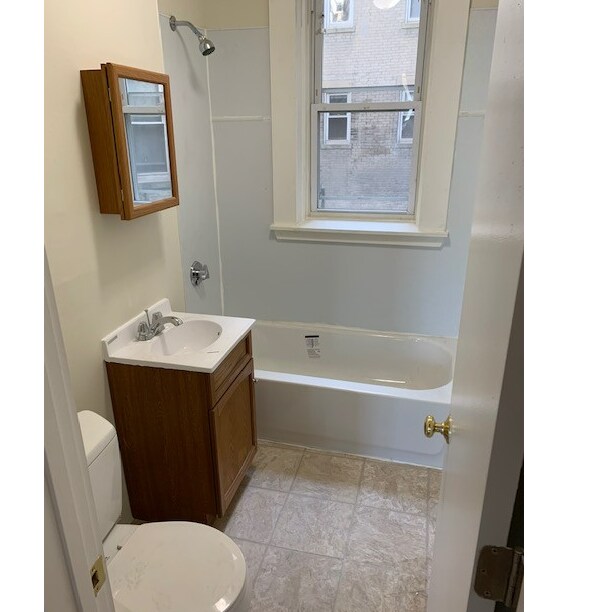 Building Photo - 1210 Boylston St