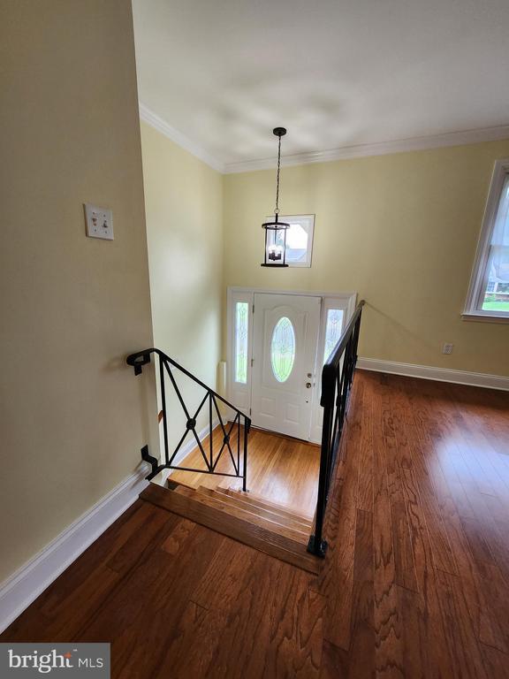 Building Photo - 2622 Boxwood Dr