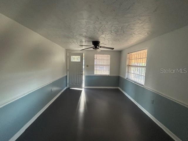 Building Photo - 2004 E Genesee St