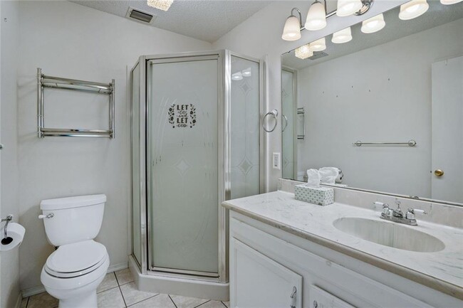 Building Photo - 813 Guadalupe St