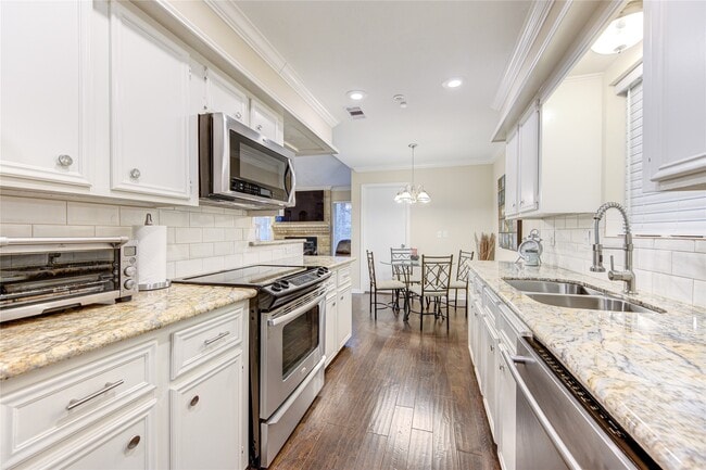 Building Photo - 12727 Westella Dr